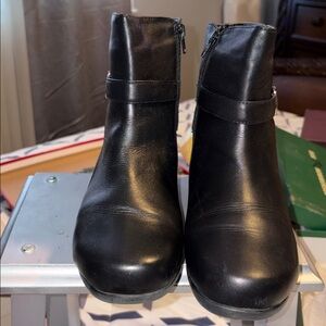 Rod Rhommerson black leather booties